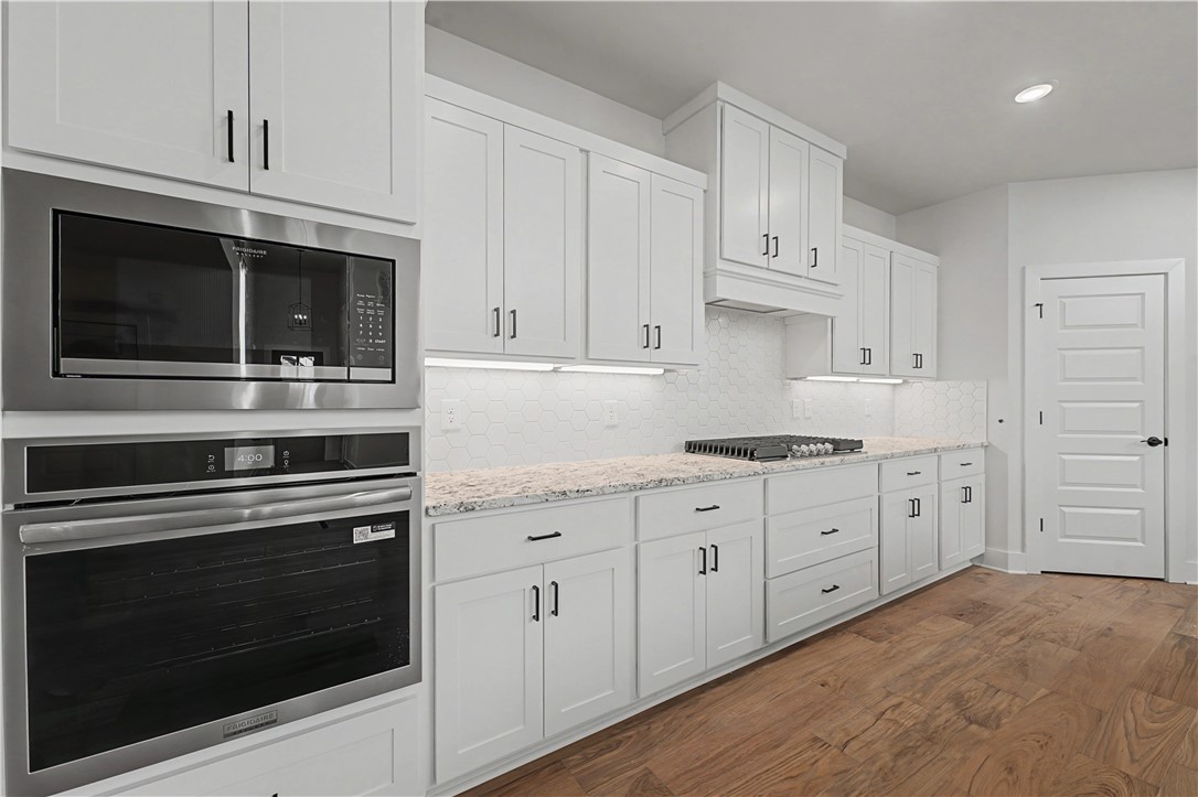 DIAMOND ESTATES PH V-CENTERTON - Residential