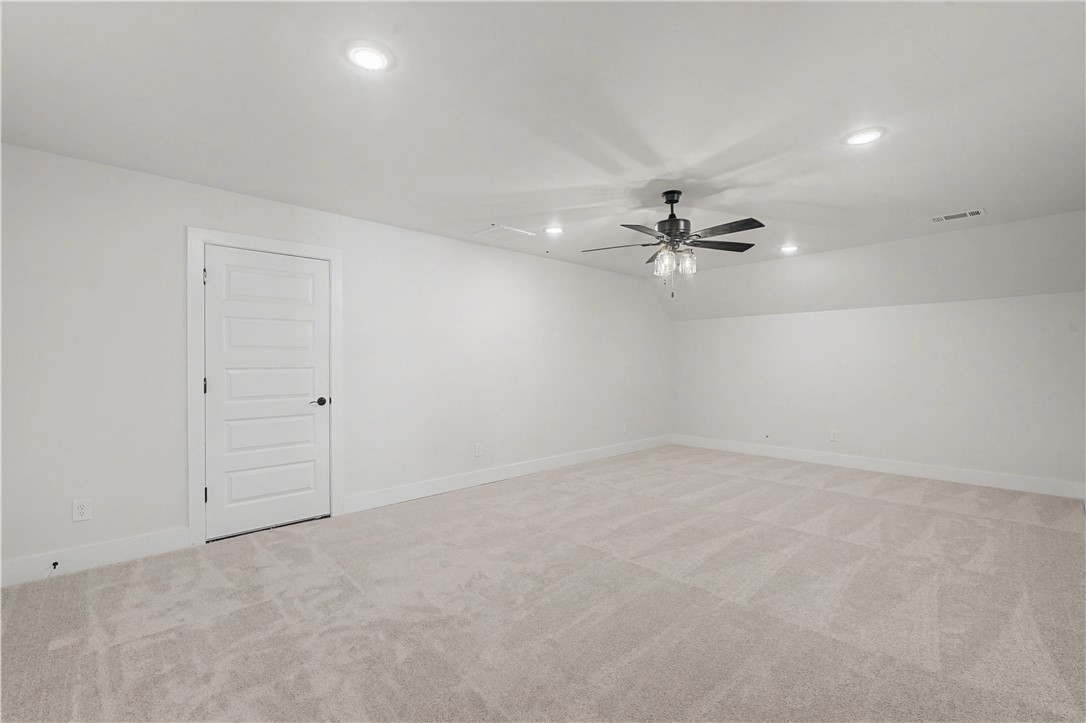 DIAMOND ESTATES PH V-CENTERTON - Residential