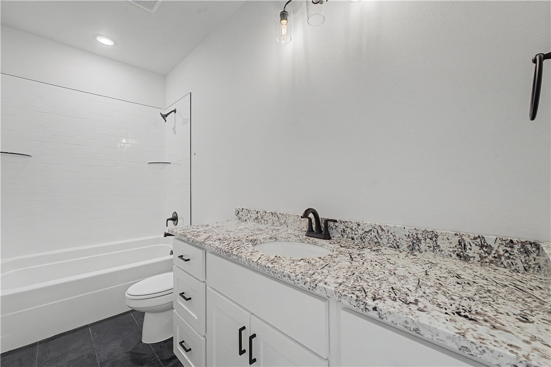 DIAMOND ESTATES PH V-CENTERTON - Residential