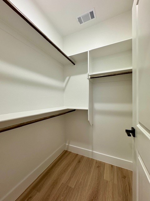 HILLSWICK SUB-BVV - Residential Lease