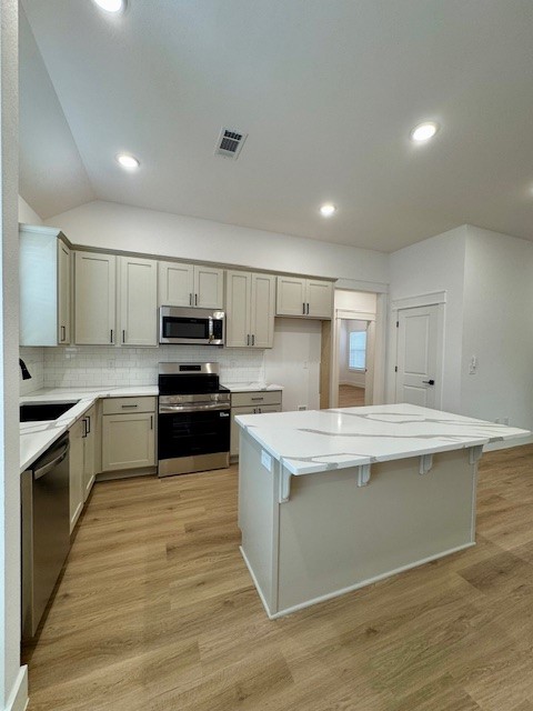 HILLSWICK SUB-BVV - Residential Lease