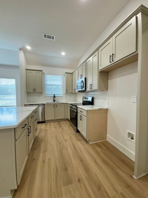 HILLSWICK SUB-BVV - Residential Lease