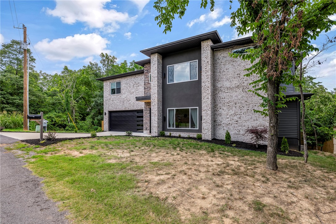 Rockingham Sub Bvv - Residential Lease