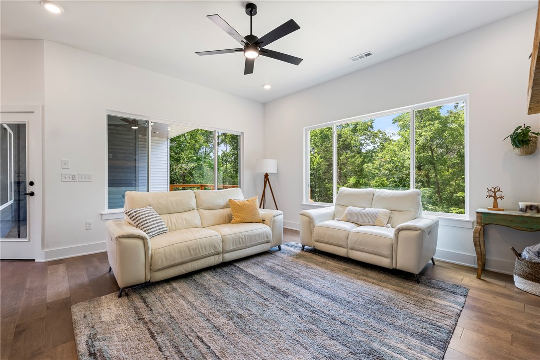 Rockingham Sub Bvv - Residential Lease