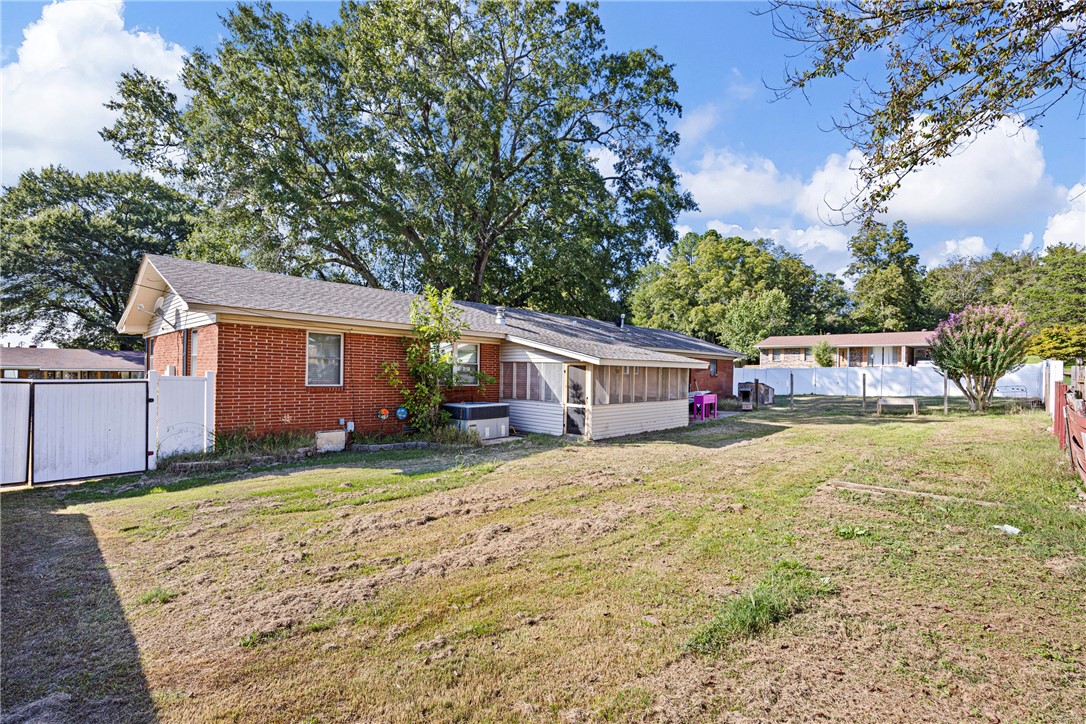 Holloway Rep South Hwy - Residential