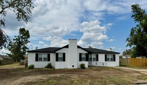 Photo of 906 N 8th Street, Rogers, AR 72756 (MLS # 1327752)
