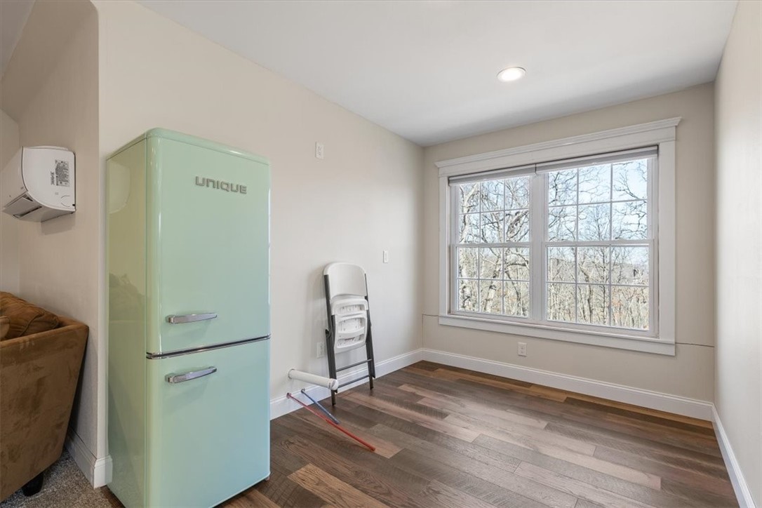 26-20-31-RURAL - Residential