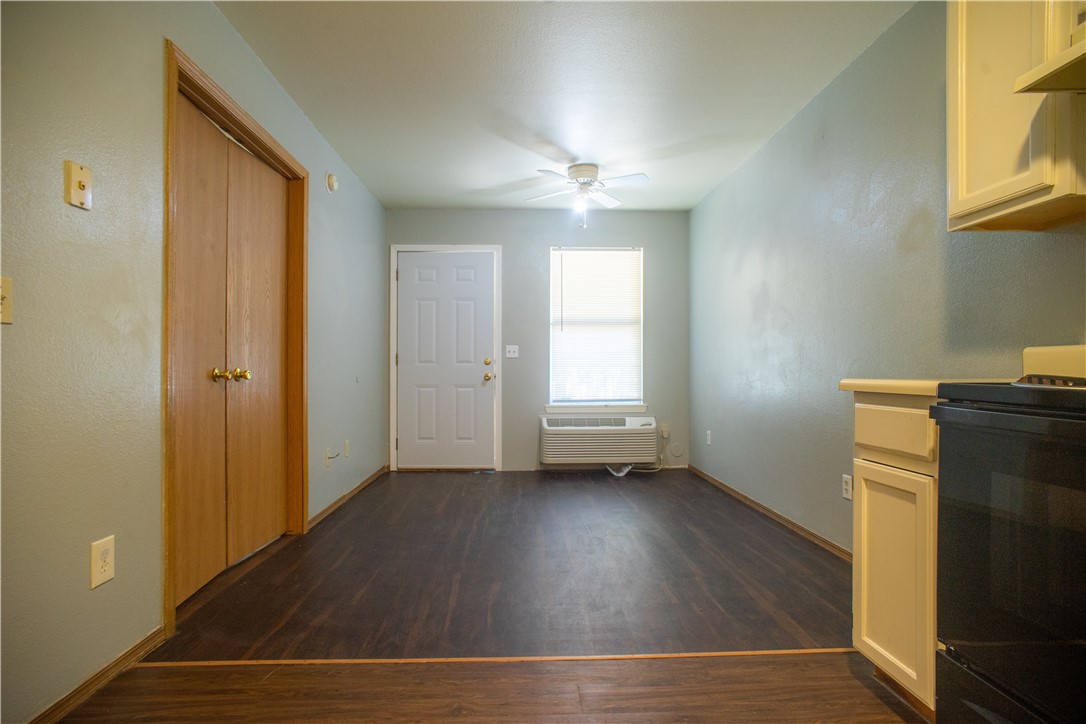 11730 County Court - Residential Lease