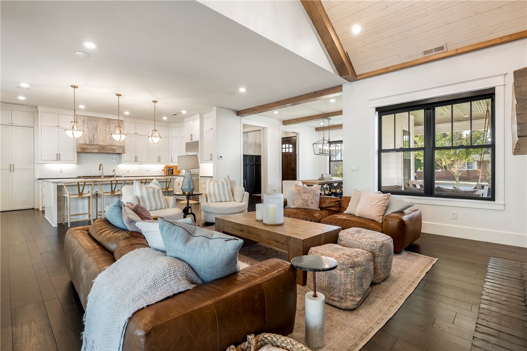 Demings 2nd Add Bentonville - Residential