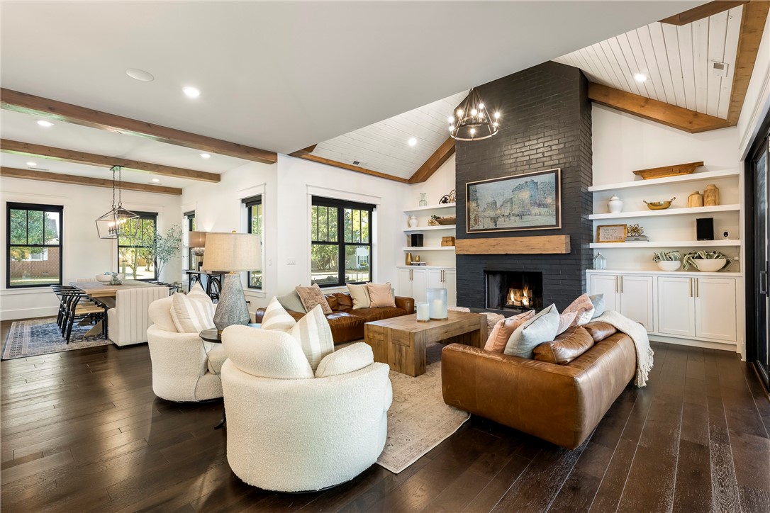 Demings 2nd Add Bentonville - Residential