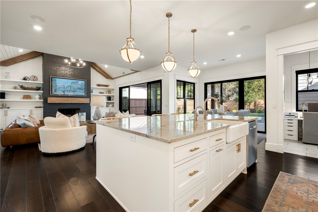 Demings 2nd Add Bentonville - Residential