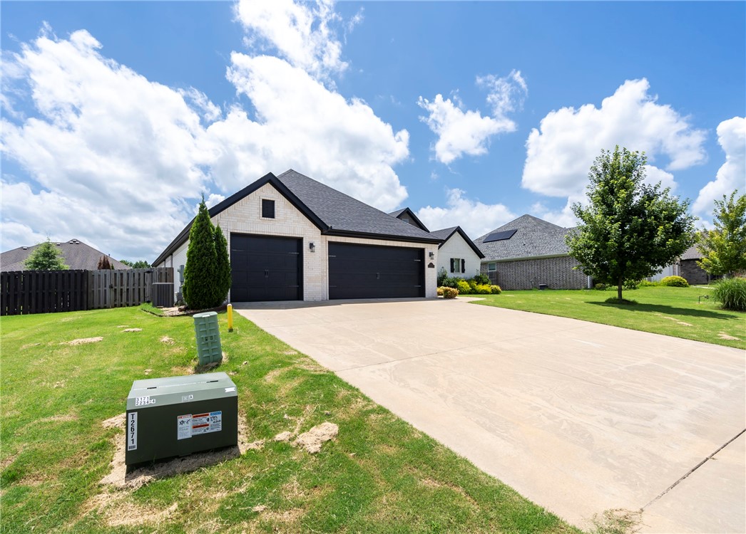 Quail Hollow Ph Ii Centerton - Residential