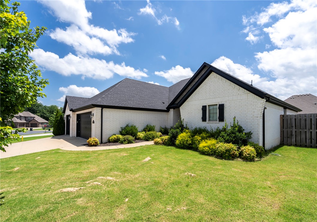 Quail Hollow Ph Ii Centerton - Residential