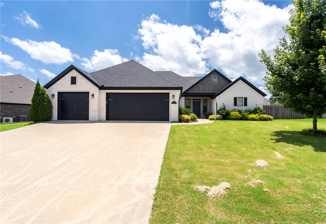 Quail Hollow Ph Ii Centerton - Residential