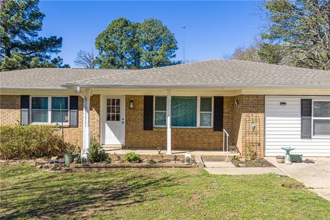 Photo of 1611 Fairfax Street, Alma, AR 72921 (MLS # 1338967)