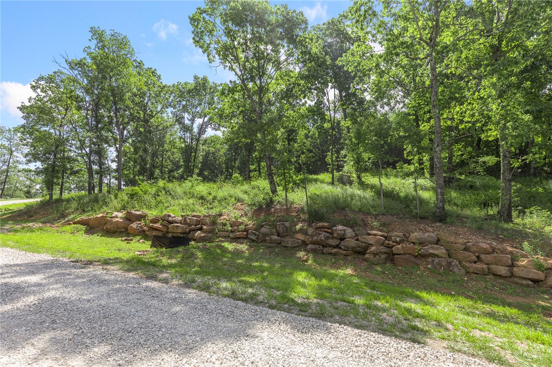 Round Mountain Estates - Land
