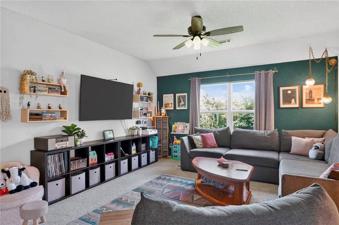 1301 E Ridge View Drive