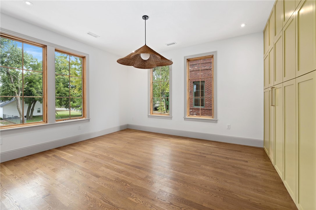 Demings 2nd Add Bentonville - Residential