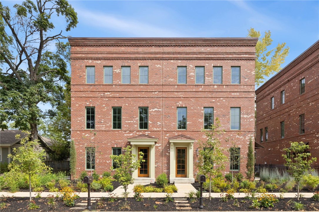 Demings 2nd Add Bentonville - Residential