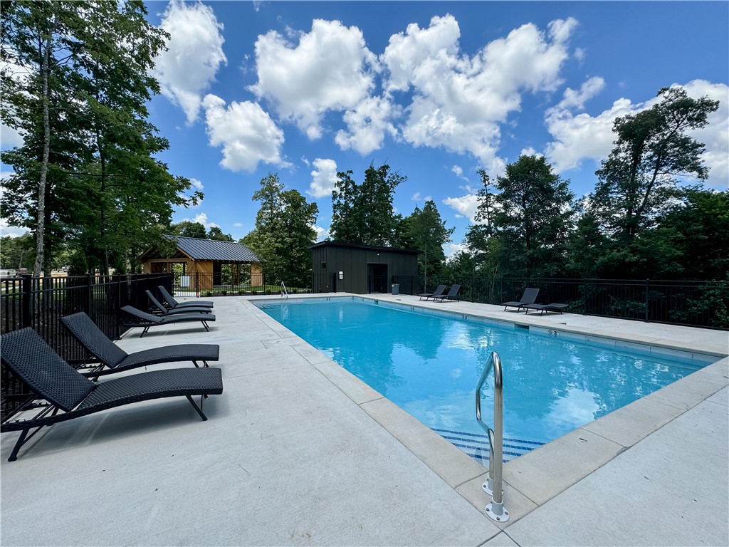 Blackberry Ridge - Residential