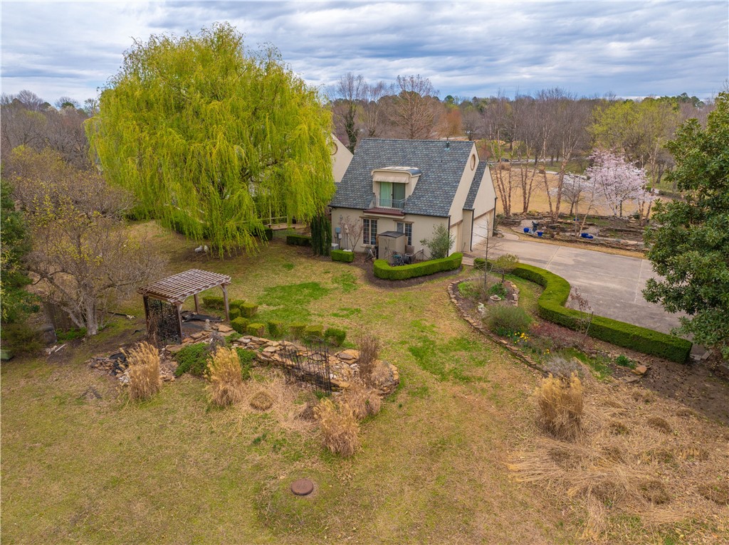 Country Club Estates - Residential