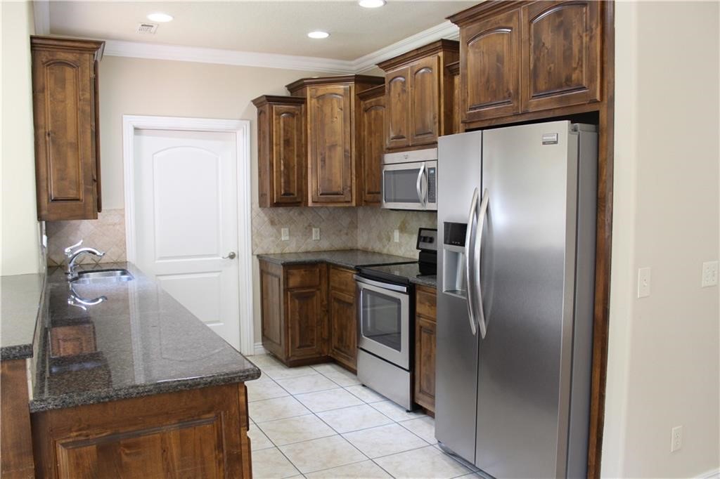 Kensington Hills Centerton - Residential Lease