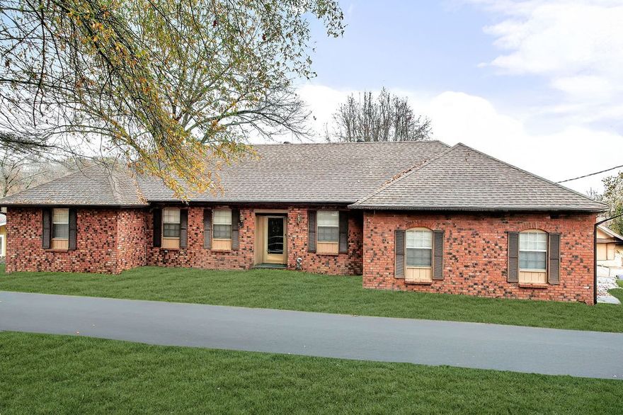 Exquisite lakefront property in the Portsmouth Subdivision! Spectacular sunroom offers gorgeous views of Lake Windsor, and captures wonderful sunlight that cascades effortlessly into main living area that creates a warm and inviting atmosphere for everyone. Impressive living room features soaring vaulted ceilings and floor-to-ceiling rock fireplace that serves as a dramatic focal point. Open concept design flows seamlessly into kitchen, which offers counter with bar seating perfect for casual dining and easy entertaining. Spacious bedrooms for the entire family or guests. Separate laundry with sink helps to keep things functional and tidy. Breathtaking views from home and back deck with easy accessibility to water that is hard to find! Private and boat dock is covered with swimming platforms. Spacious basement has workshop area and storm shelter area. Huge attic space is mostly decked, giving all the additional storage one could need. Entire house is wired for generator. This one has everything for the lake life!