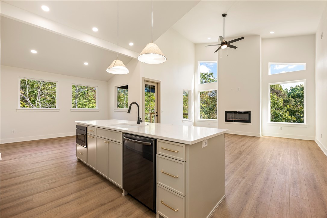 Cromarty Sub Bvv - Residential