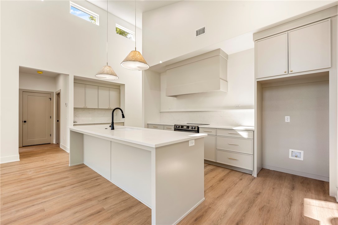 Cromarty Sub Bvv - Residential