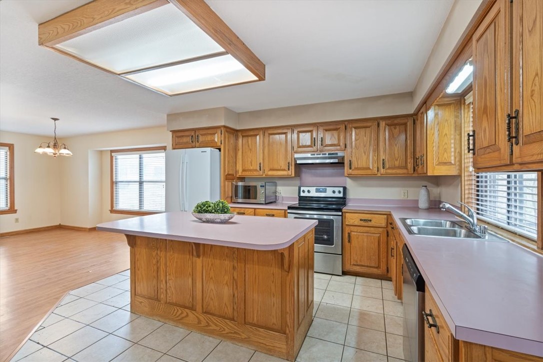 High Chaparral Iii - Residential
