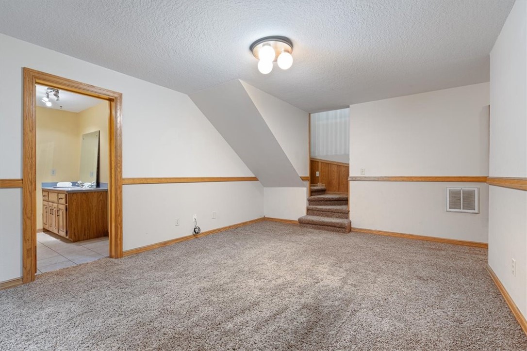 High Chaparral Iii - Residential