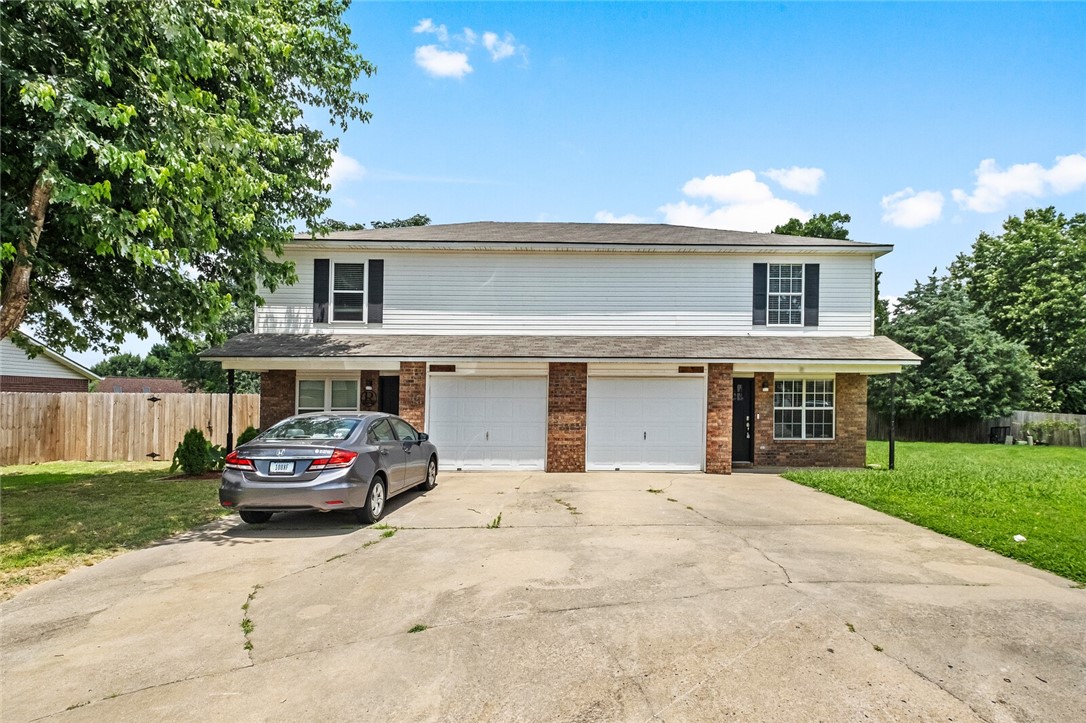 Perfect starter home or investment opportunity in West Fayetteville! This well-maintained townhome was beautifully remodeled just a few years ago with updated flooring, fresh paint, refinished cabinets, granite countertops, and stylish lighting & plumbing fixtures. The kitchen features stainless steel appliances, including a refrigerator, and the washer & dryer convey as well. Ideally located less than 2 miles from I-49 and about 3.5 miles to the U of A campus, with easy access to bus routes, schools, shopping, restaurants, and all the amenities Fayetteville has to offer. Donāt miss your chance to make this property yours!