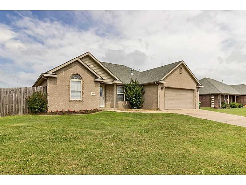 Welcome to your best home, one-level home nestled on a .27-acre lot in Tamarron S/D. Home features include split floor plan, cathedral ceilings, gas log fireplace in LR, large privacy fenced backyard w/ covered patio/fan, & master suite featuring 2,walk-in closets, tray ceiling, & crown molding. New carpet & fresh coat of paint throughout home! Property located in Bentonville School District and convenient to I-49. Badkground and Credit Check required. More pictures to come