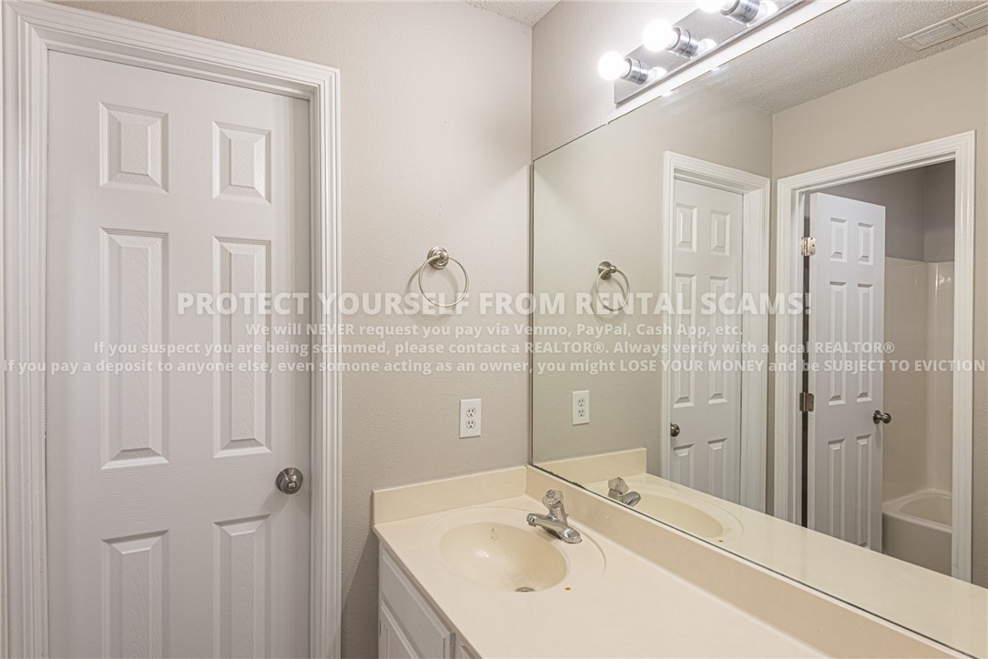 WOODBURY PLACE - Residential Lease