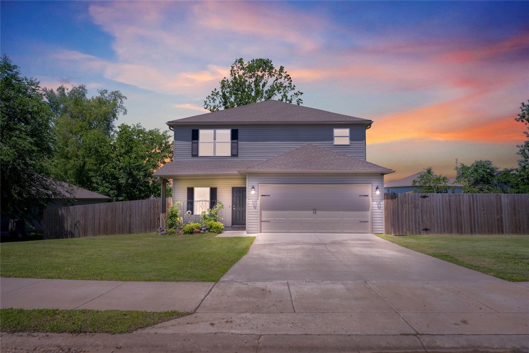 Welcome to this well-kept home in Huntsville, AR, just minutes from HWY 412. It features 4 bedrooms, 2.5 bathrooms, and a bonus room that makes an ideal home office or flex space. The open concept main floor offers modern finishes and abundant natural light. This property is USDA Rural Development eligible—0% down payment option! Located in the scenic northwest Arkansas Ozarks, with nearby hiking, fishing, camping & cave exploring at Devil’s Den, Withrow Springs, and Lake Wedington. Top-rated schools, friendly small-town vibe, and easy access to Springdale & Bentonville amenities. A perfect blend of quality, community, and move in ready!