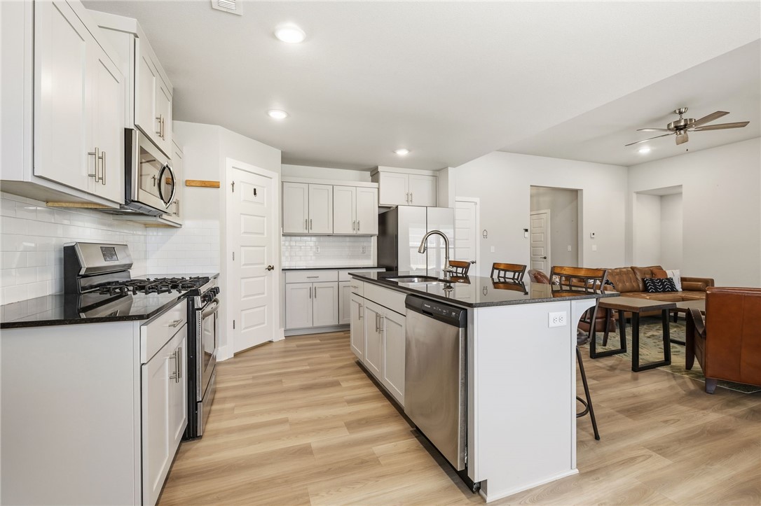 Snyder Grove Sub Ph 2 3 4 - Residential