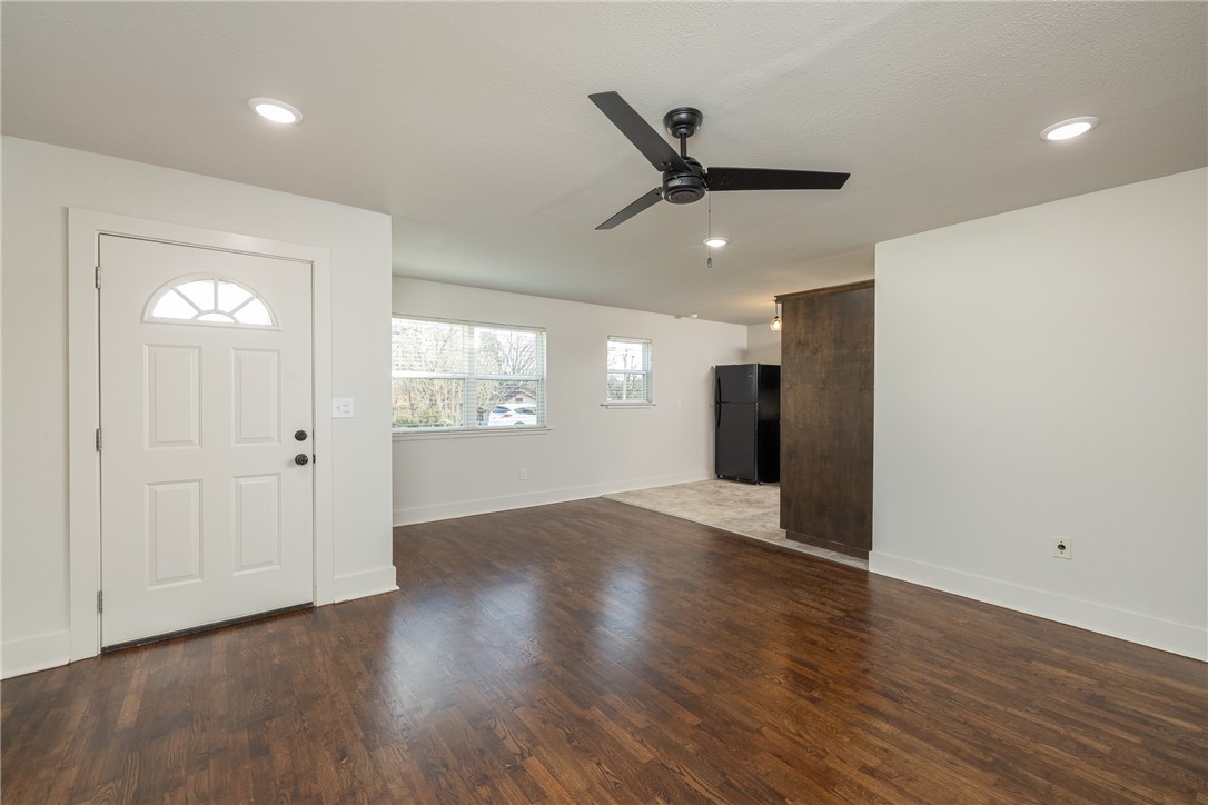 Center Add The - Residential