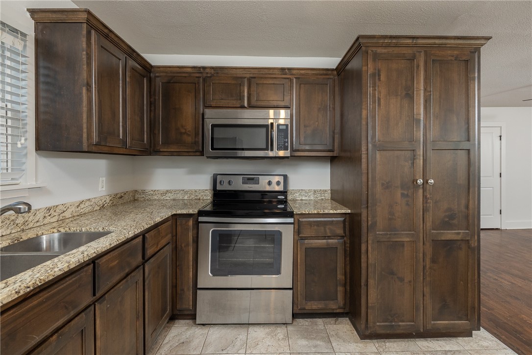 Center Add The - Residential