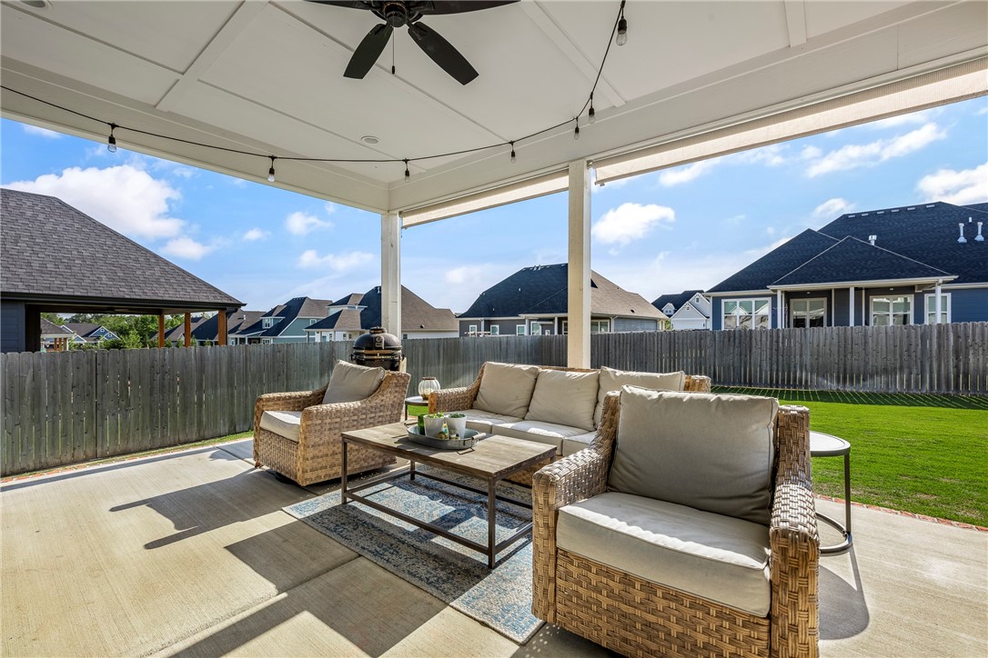 Crescent View Rogers - Residential