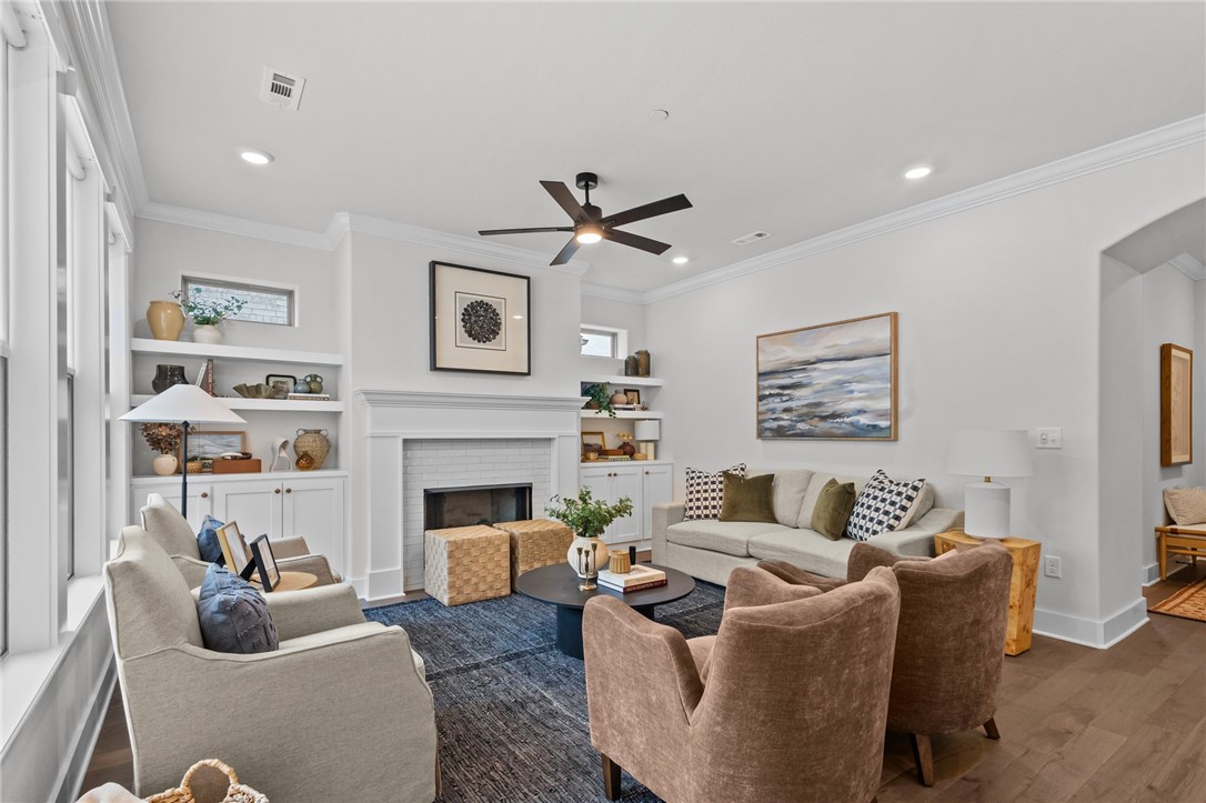 The Courtyards at Owl Creek - Residential