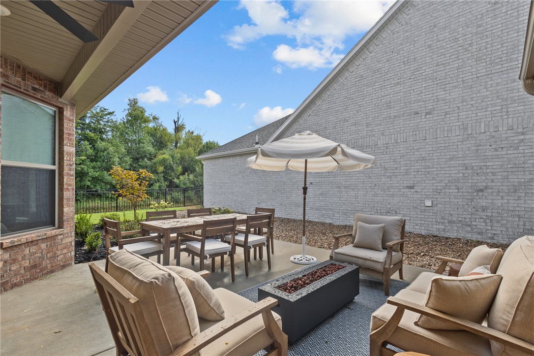 The Courtyards at Owl Creek - Residential