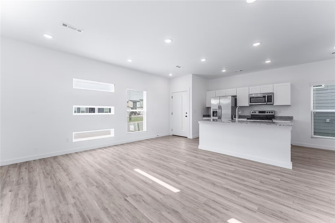 FEATHERSTON WEST SUB PH 1-CENTERTON - Residential