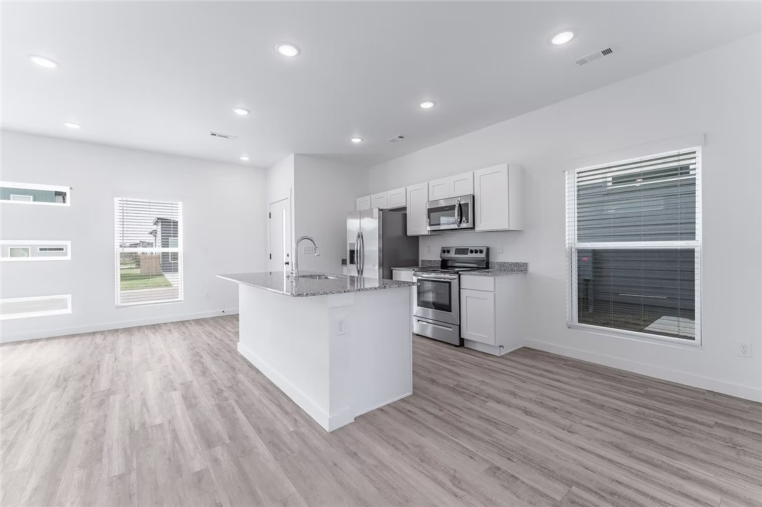 FEATHERSTON WEST SUB PH 1-CENTERTON - Residential