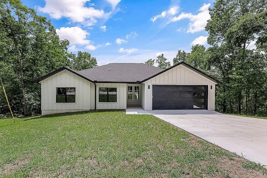 13 Allison Circle
