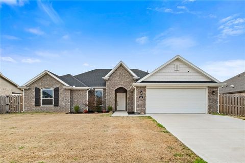 60 N Manhattan Way Fayetteville AR 72704