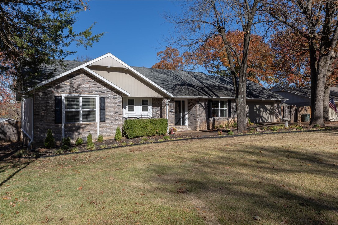 EAST OAKS PHASE II - Residential