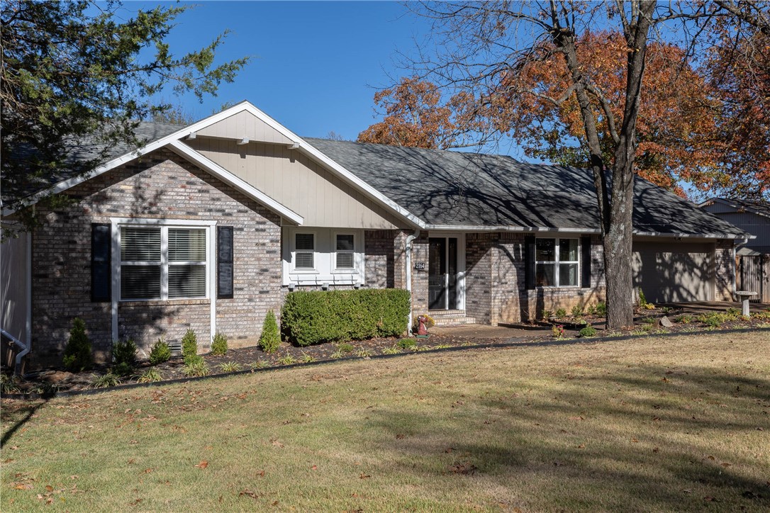 EAST OAKS PHASE II - Residential