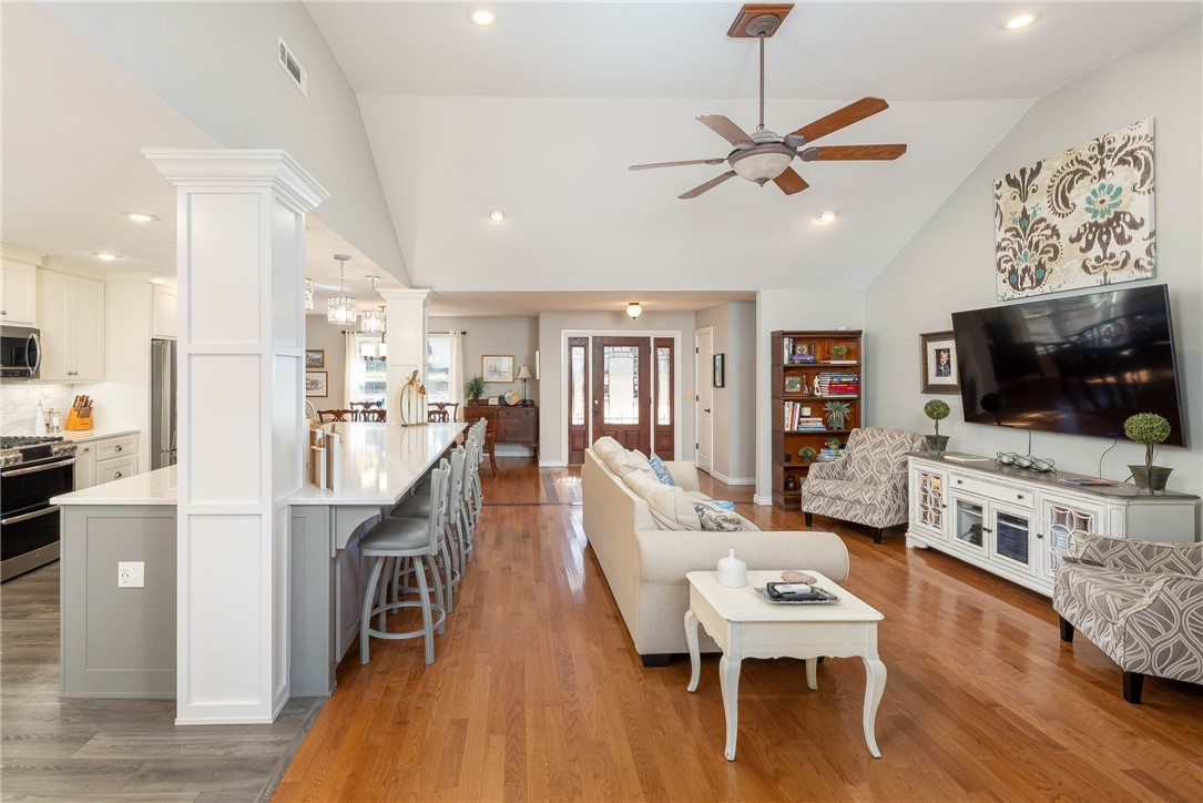 EAST OAKS PHASE II - Residential