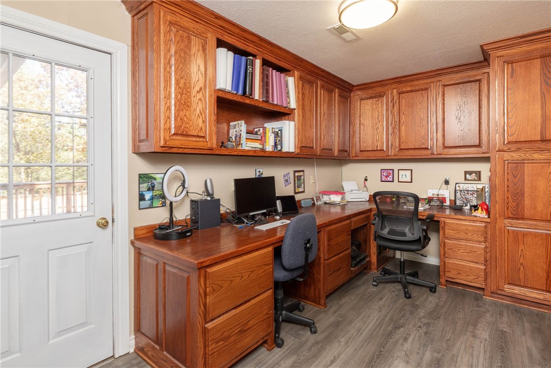 EAST OAKS PHASE II - Residential