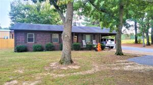 In the heart of recreational heaven! All within 5 miles or less of Mulberry River for floating, fishing, or swimming, the ATV trail system, National Forest for hunting/hiking, and Ozark Highlands Trails for hiking, and just minutes from I-40. The home is fully renovated, 40x40 shop on slab with bathroom, RV hookup for personal use or AirBNB, plus an extra building for starge or convert to AirBnB rental. Covered patio and shop in backyard with privacy fencing. Fire Dept close but not a neighbor in sight!